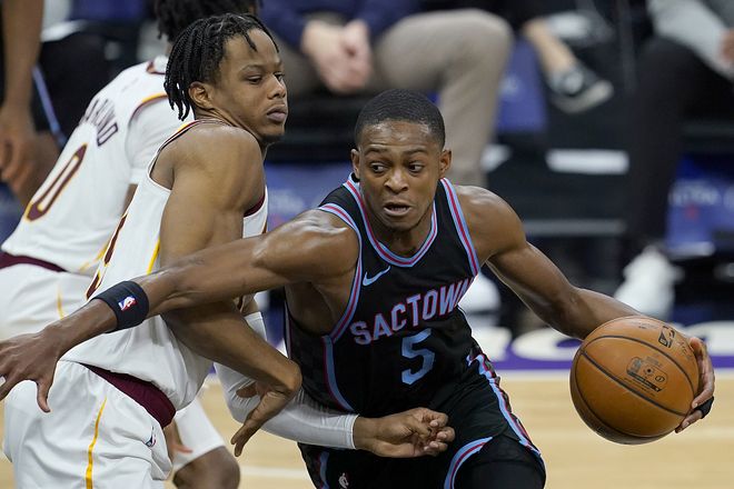 希腊男篮碾压国王，福克斯一己之力扛起全队