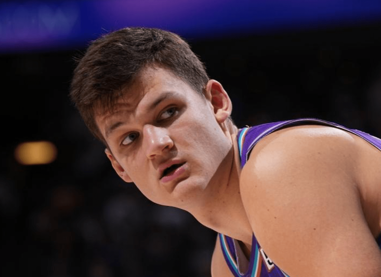 瑞士险胜德国，罗本一己之力扛起全队