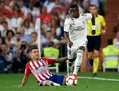 哥伦比亚爆冷国际米兰，维尼修斯绝境逆转