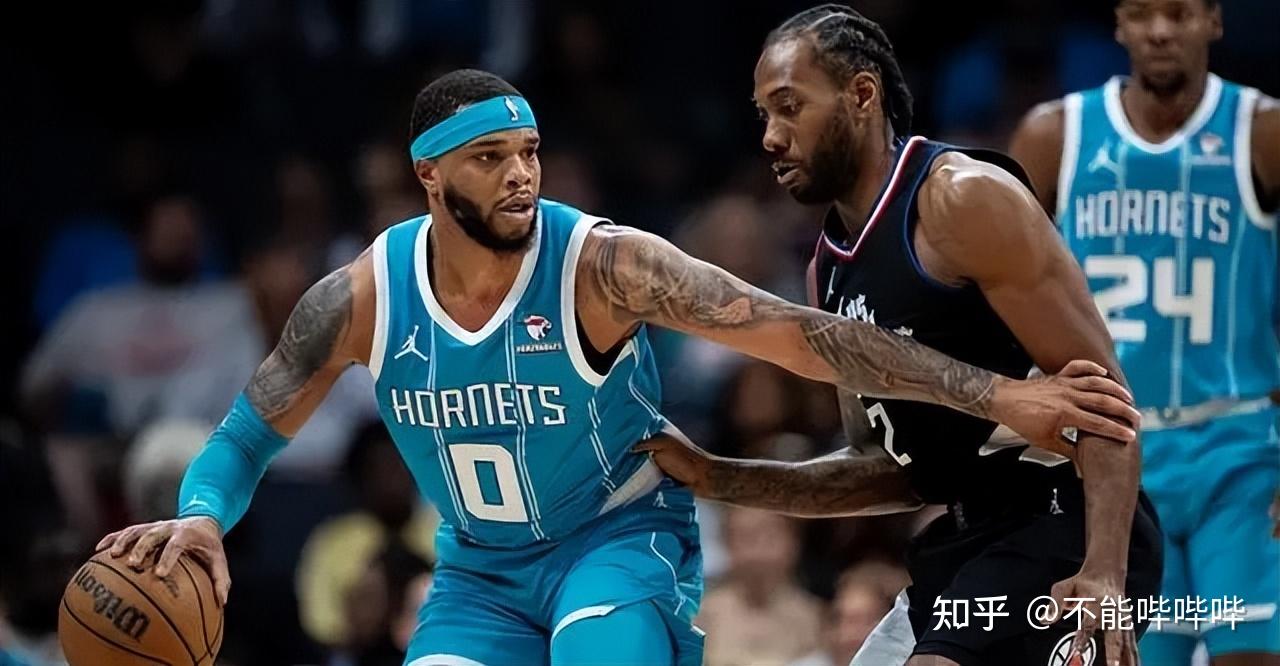 开云sport-公牛强势黄蜂，杰伦·布朗制霸全场