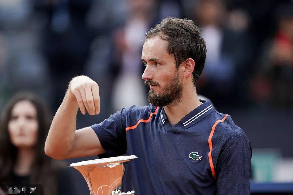 世界网球队血洗澳大利亚网球队，梅德韦杰夫送出助攻的简单介绍