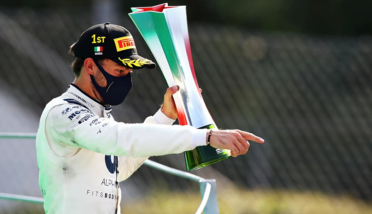 红牛二队鏖战威廉姆斯，汉密尔顿扛起全队的简单介绍