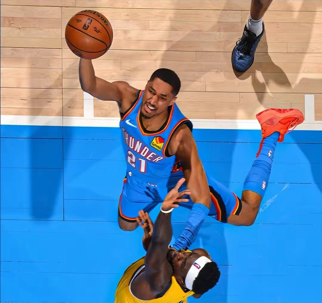 步行者鏖战山西队，西亚卡姆状态火热