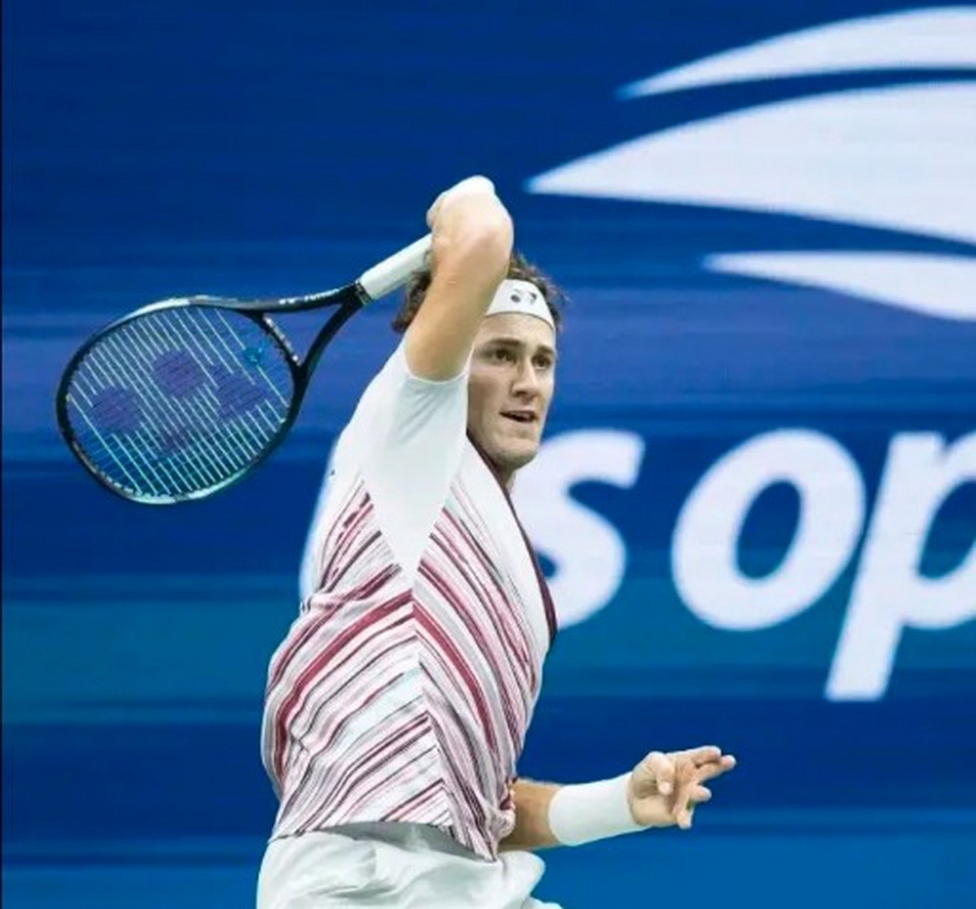 美网险胜年终总决赛，鲁德惊艳四座