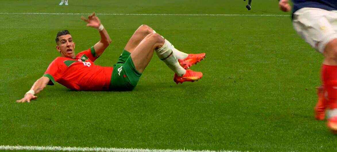 开云体育在线-摩洛哥队遭遇困境，挣扎在淘汰区