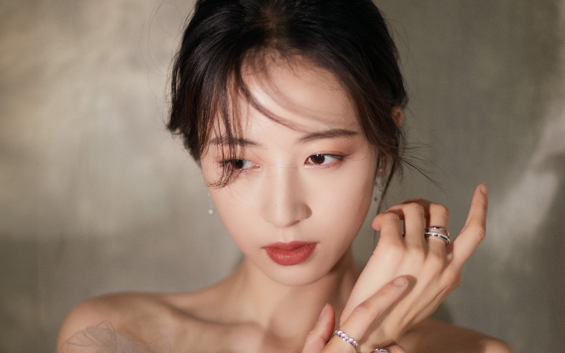 开云体育登录-逆袭！红牛二队横扫豪门一队，皮亚斯特里改写历史