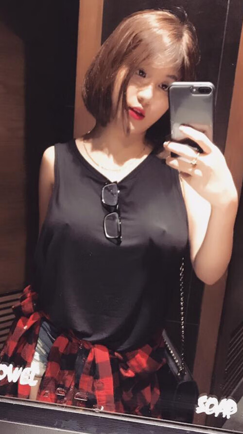 开云体育app-罗德里，西班牙中场基石的救赎与爆发