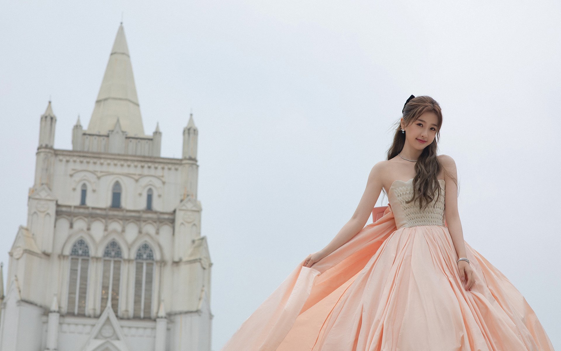 冰岛奇迹再现，生死战力克巴萨，莱奥关键一击定乾坤