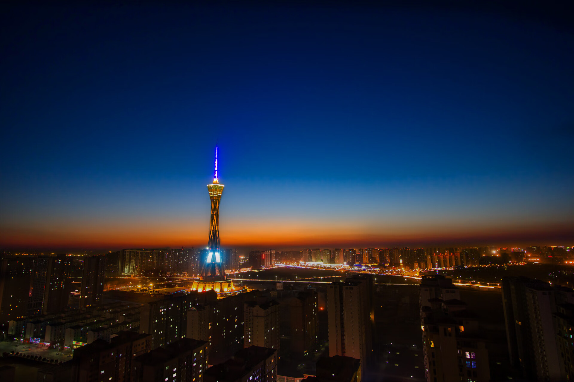 跨越时空的传奇，当塔图姆在金州对山西之夜创下奇迹