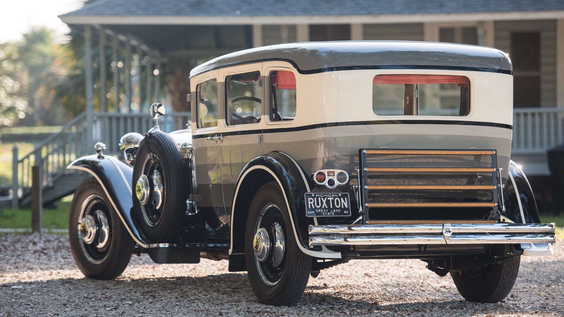 璀璨星光与冠军暗影，黄喜灿展现巨星价值，AC米兰澳大利亚争冠战告捷